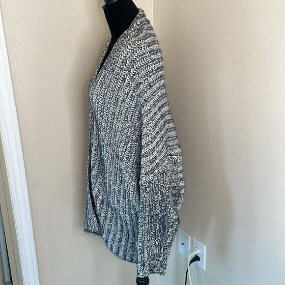 Tommy Bahama chunky open front indigo cardigan - Picture 8 of 9